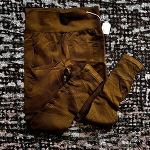 Bright Olive Green Butt Lifting Leggings Large Stretchy Large